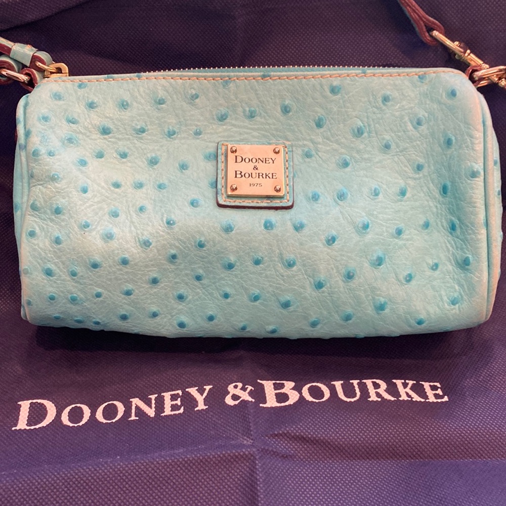 Dooney & Bourke purse